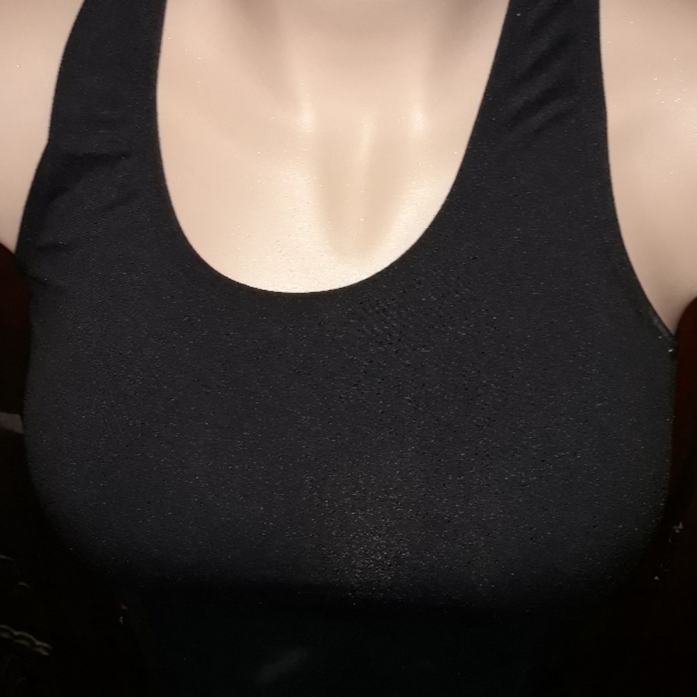 *XERSION WORKOUT TOP SIZE LARGE